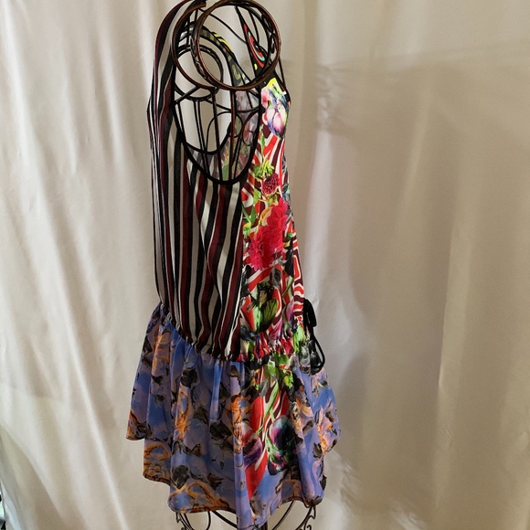 Multi Color and Print Drawstring Top - Picture 4 of 6